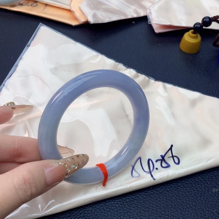 翡翠未镶嵌手镯翡翠手镯