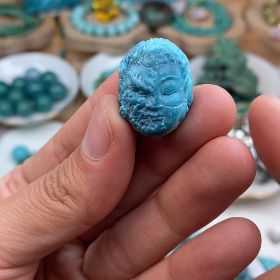 绿松石未镶嵌珠宝奇石