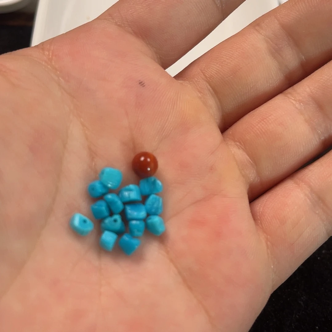 小***钰南红玛瑙未镶嵌珠宝奇石