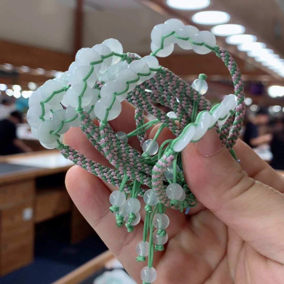 未镶嵌手链翡翠多样性发一