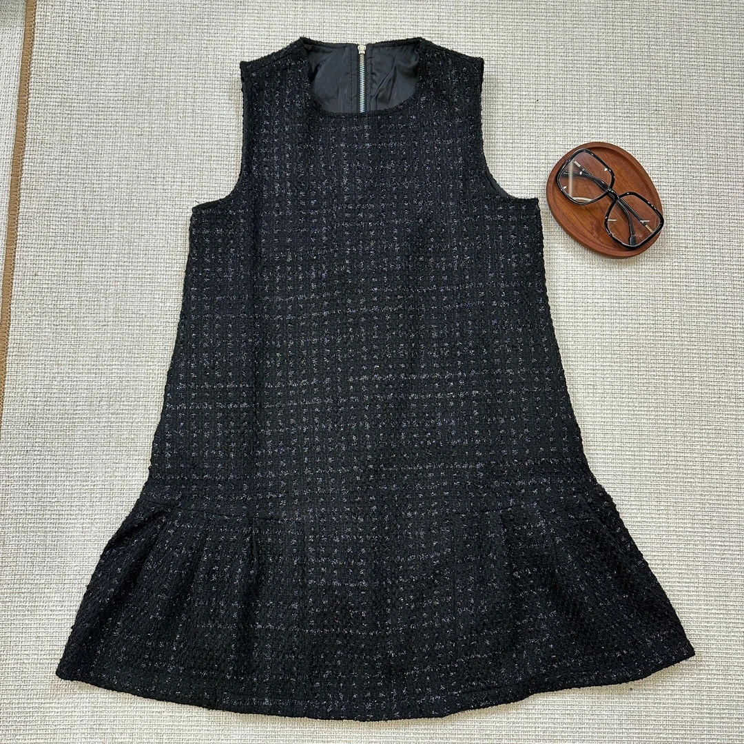 小香风黑色马甲连衣裙女秋冬时尚法式亮丝宽松显瘦遮肉外搭无袖裙