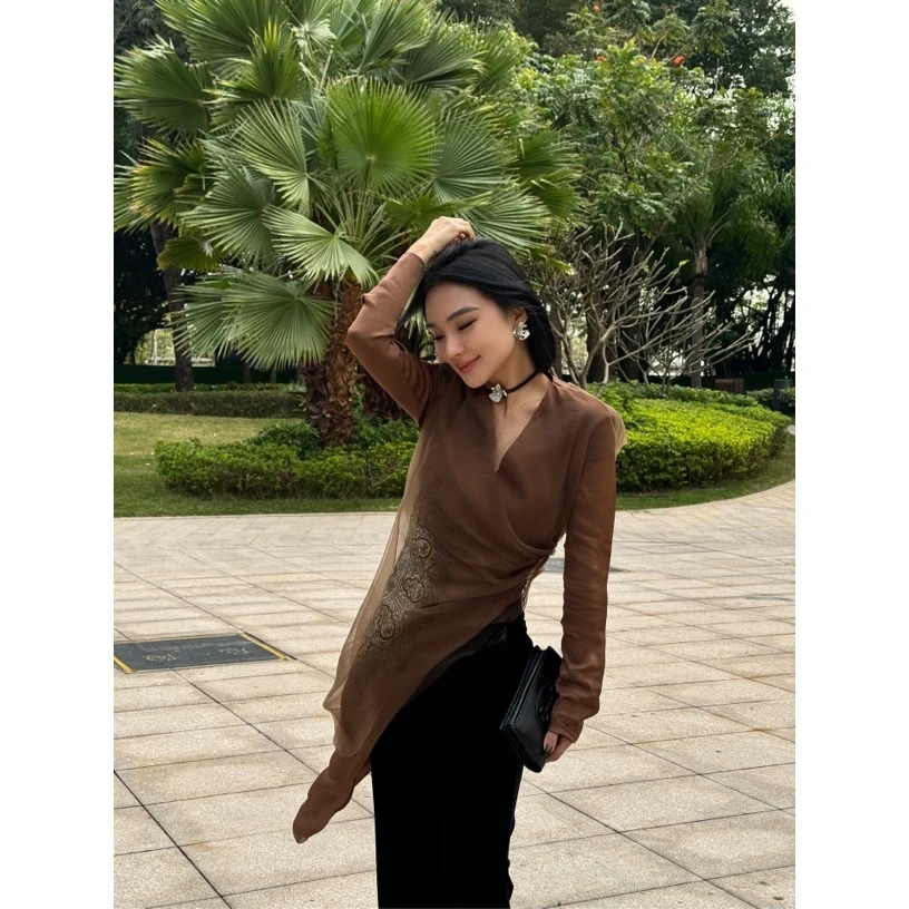 SARA【妙妙精选】不规则设计感时尚气质桑蚕丝上衣1148