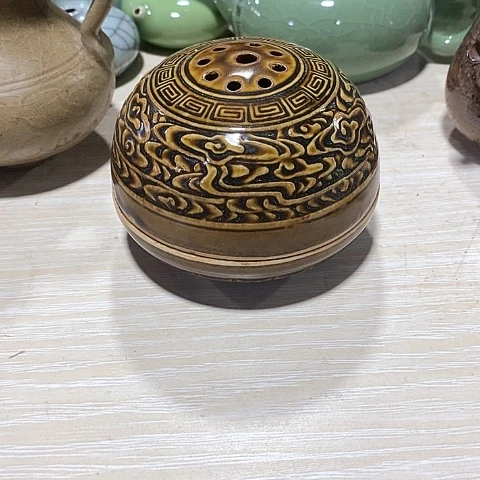 瓶?**?龙泉青瓷龙泉青瓷