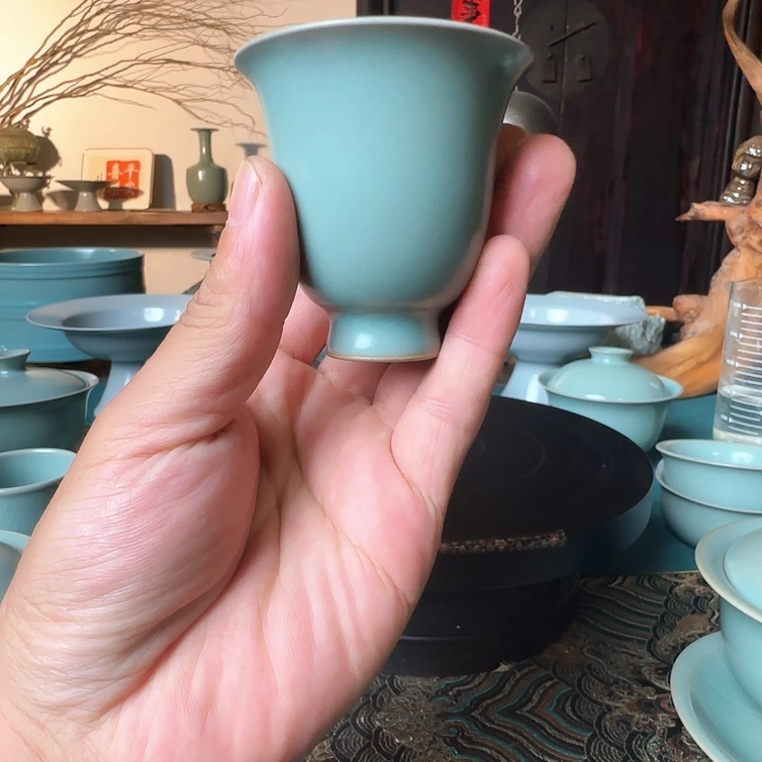 盖碗闻香杯仿古汝瓷