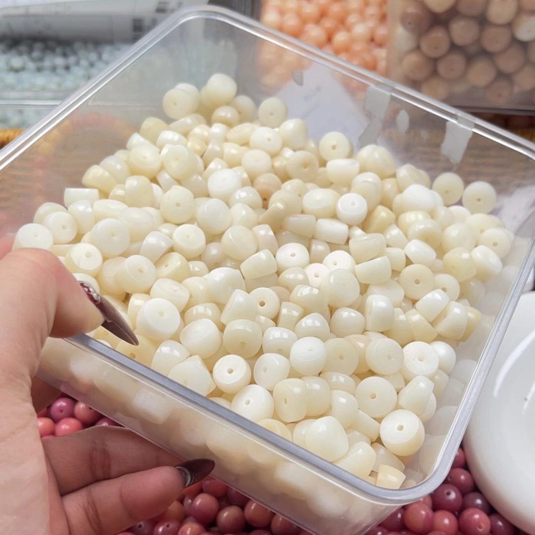 白玉菩提吊坠z11-12mm200颗。白大肠福利不售后