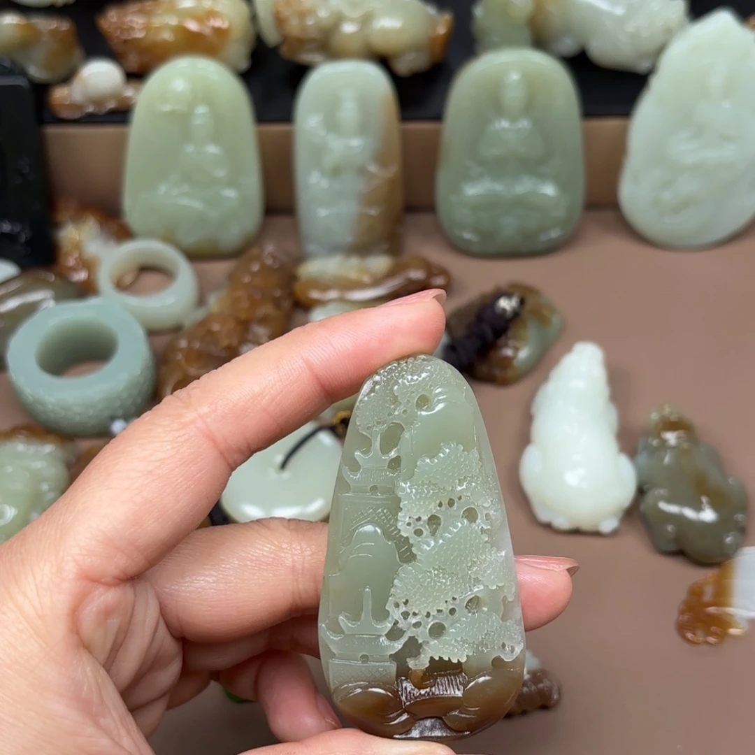 和田玉颈饰未镶嵌