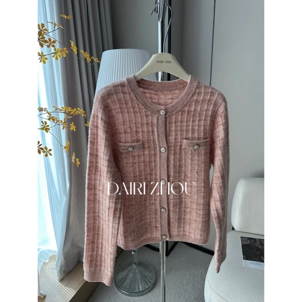 DAIRI  ZHOU▪️满足的欲望   100羊毛小香风针织开衫简约精致百搭