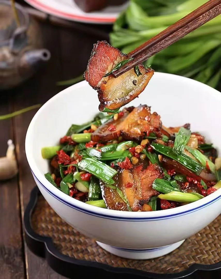 湖南特产湘味烟熏腊肉熏肉农家柴火烟熏透明水晶土猪油小卤鸡爪