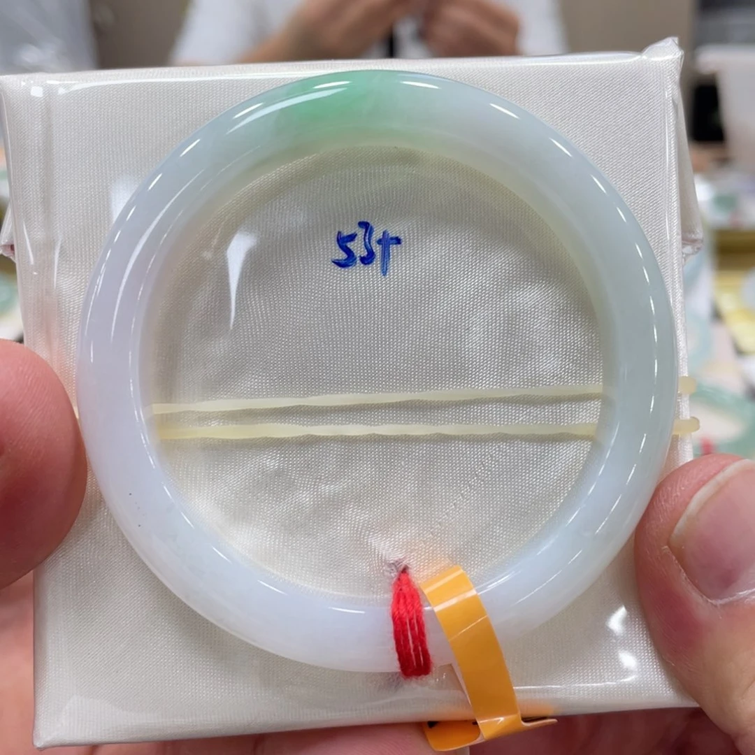 未镶嵌手镯翡翠翡翠