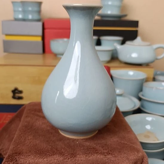 杯天青釉玉壶春瓶13公分不带礼盒