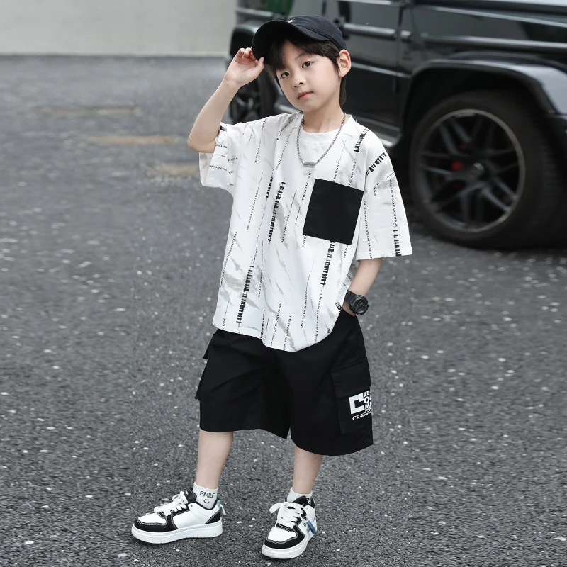 男童短袖套装夏季薄款2025新款儿童洋气时尚8-15岁男孩中大童帅气