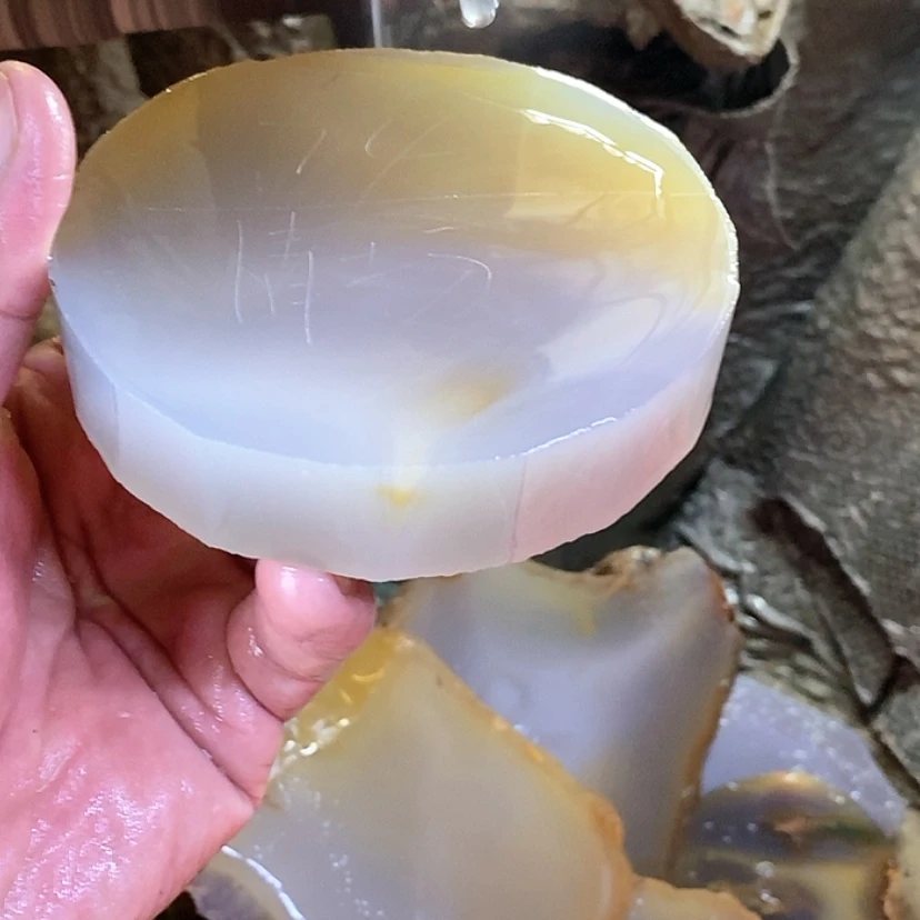 【闪购商品】定制玛瑙冷****手纯天然玛瑙