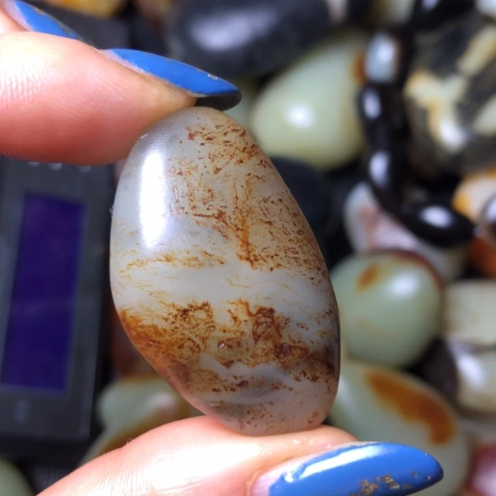 和田玉未镶嵌珠宝奇石