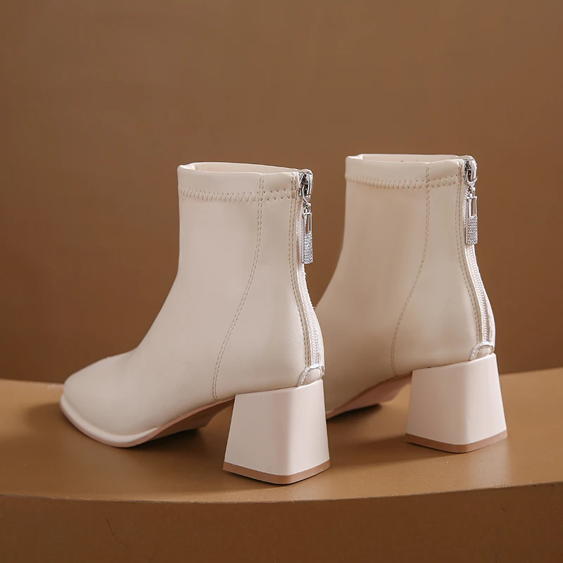 软皮瘦瘦靴方头小短靴女2025秋冬新款粗跟加绒马丁靴百搭高跟女鞋