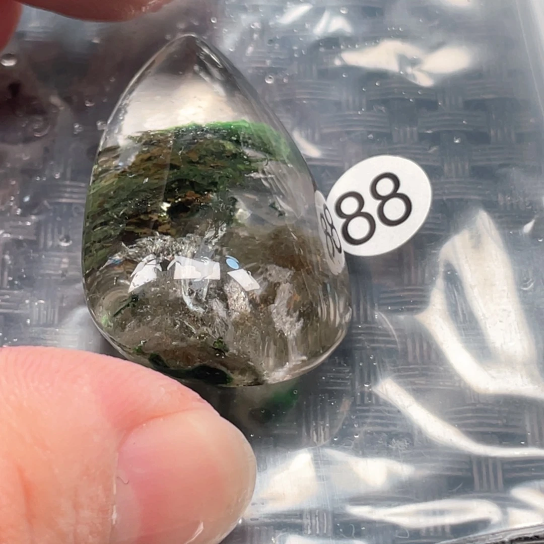 【闪购商品】颈饰未镶嵌水晶梓*。