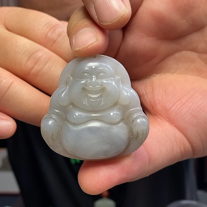 和田玉未镶嵌颈饰佛公