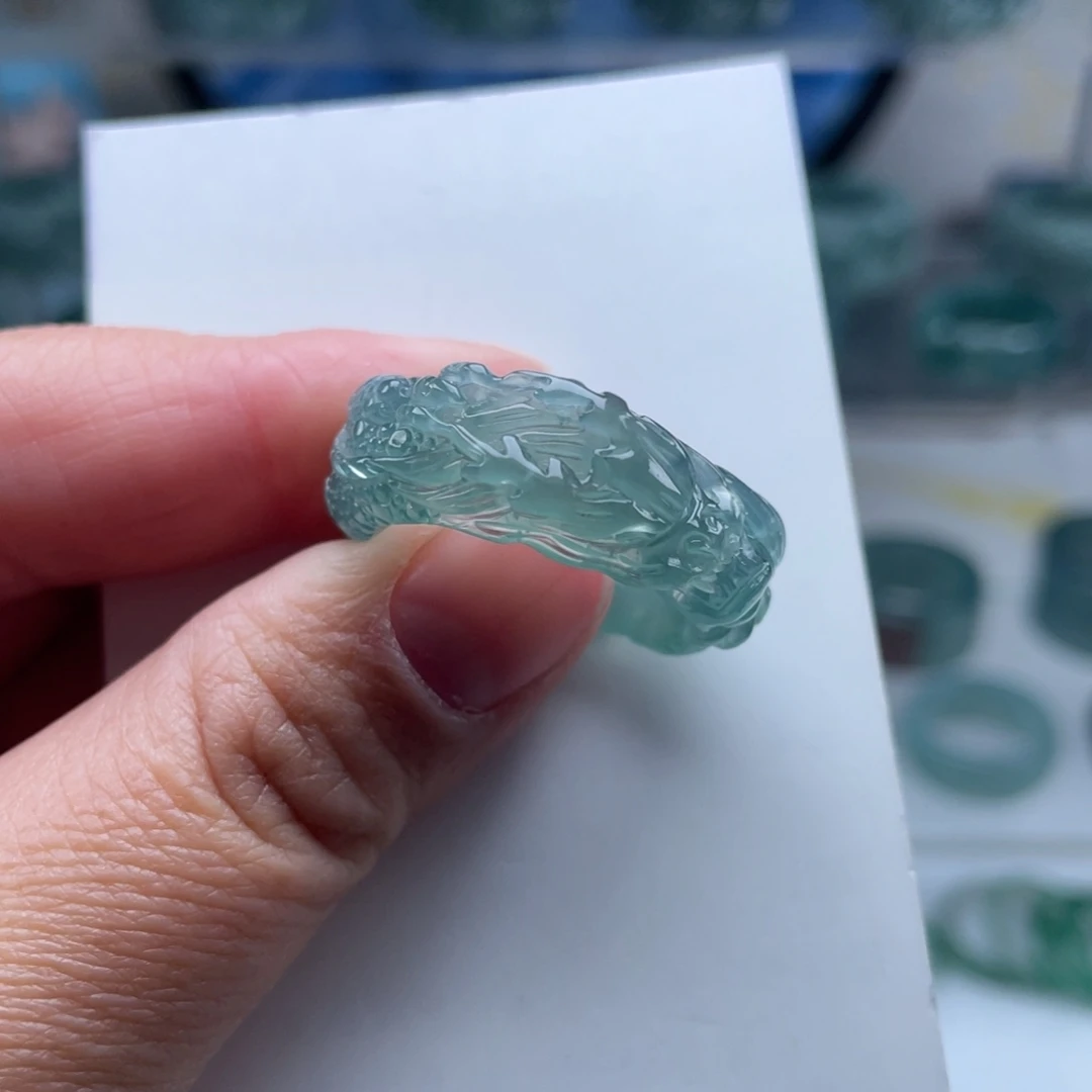 【闪购商品】翡翠戒指未镶嵌张*某翡翠