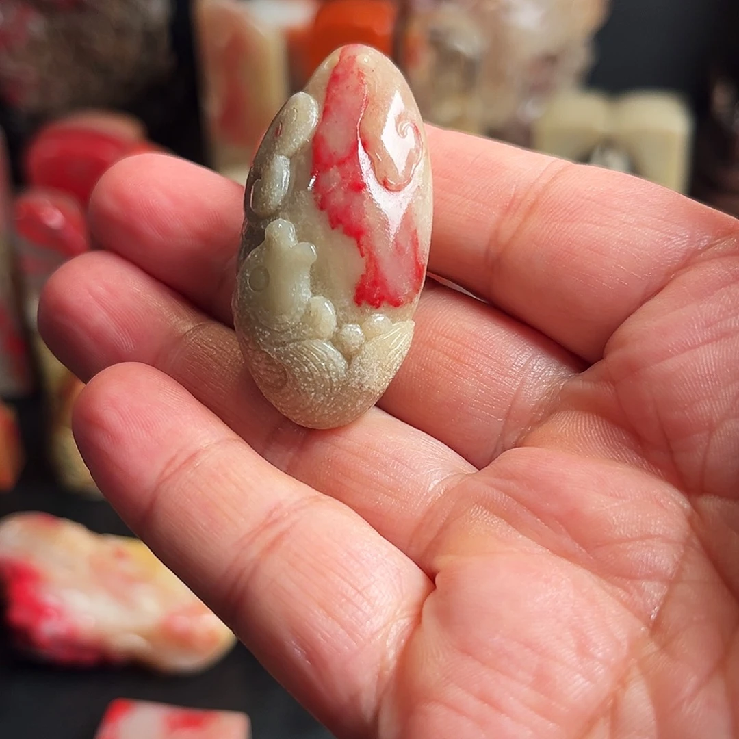 昌化石其他昌化鱼籽冻鸡血石挂件