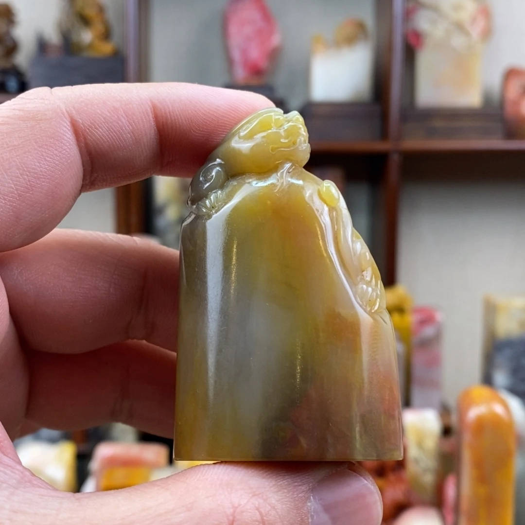 巴林石印石巴林石手工雕钮椭圆随形章