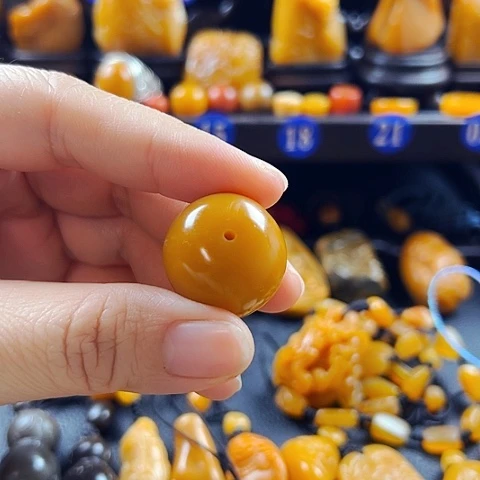 田黄石青*田黄石珠子