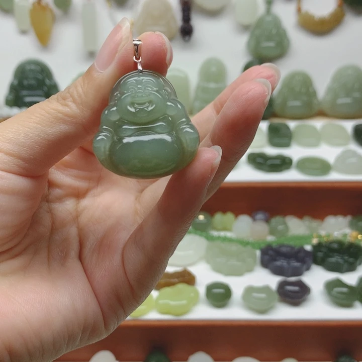 E***a和田玉银S925镶嵌颈饰