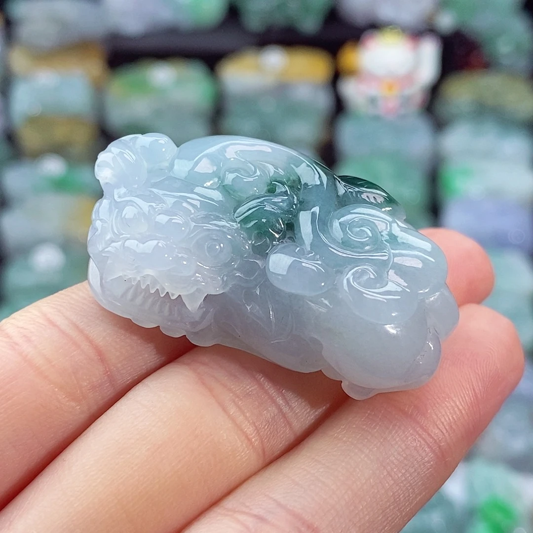 颈饰未镶嵌翡翠天然