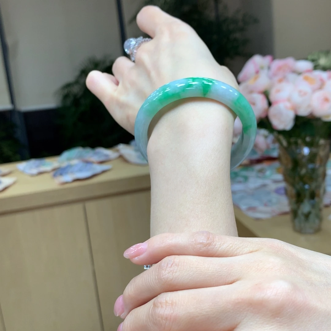 未镶嵌手镯翡翠不退不换