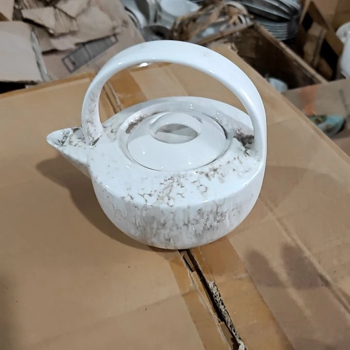 摆件陶瓷盘子碗啥都有