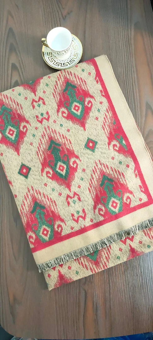 复古秋冬季气质百搭披肩