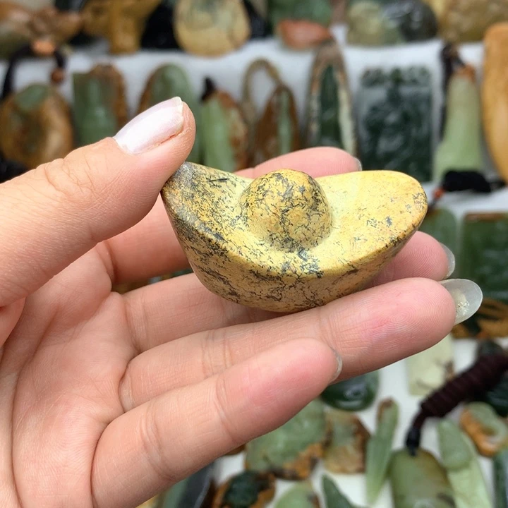 岫岩河磨玉（透闪石质玉）手把未镶嵌