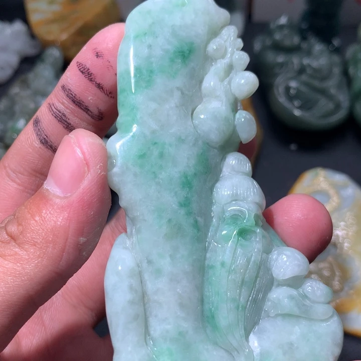 翡翠未镶嵌颈饰保真天然a货翡翠