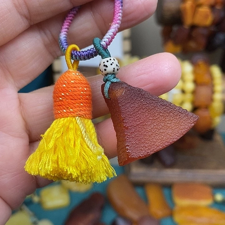 蜜蜡未镶嵌颈饰钥匙扣