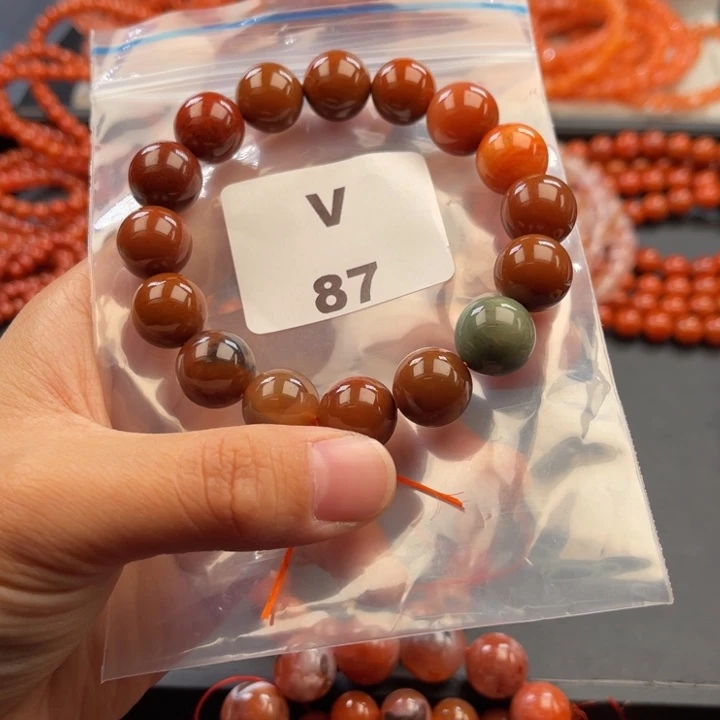 南红玛瑙未镶嵌多样性发货默认微瑕称重13mm