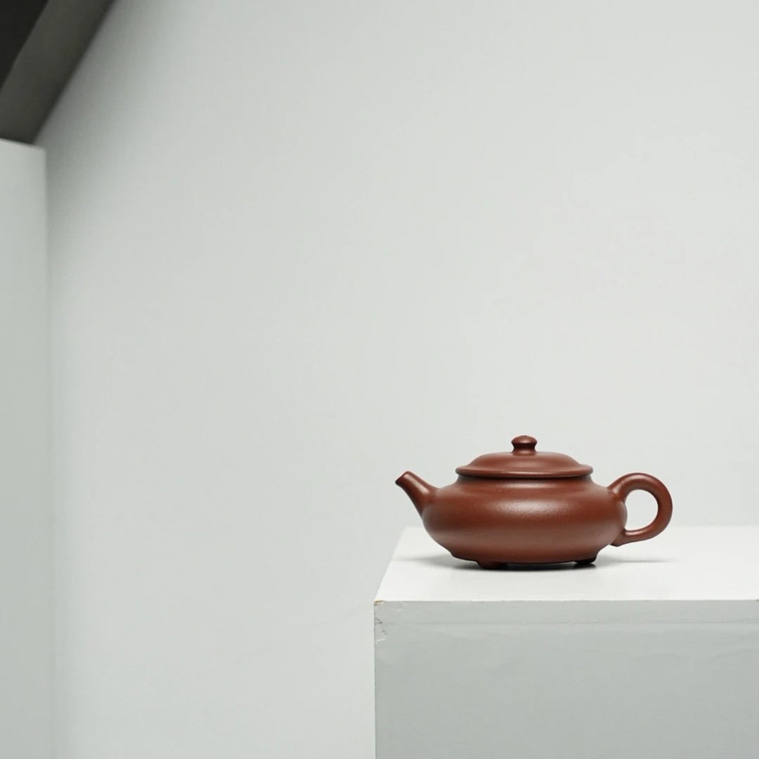 紫云鼎·小精品·130cc原矿极品老朱泥料 正宗润泽