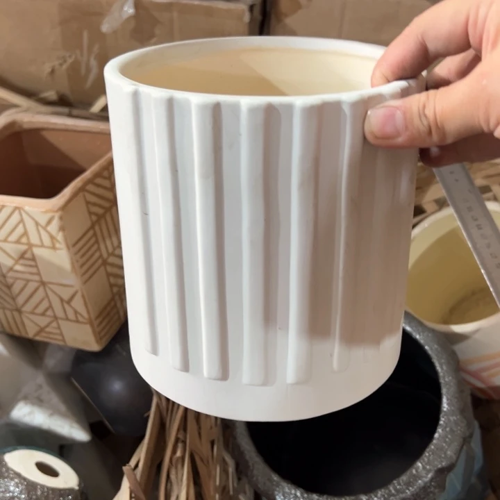 陶瓷花瓶摆件外贸出口微瑕捡漏高15口14公分划痕