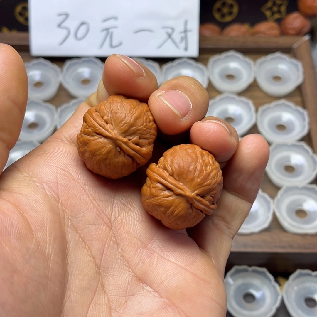 文玩核桃把件手捻