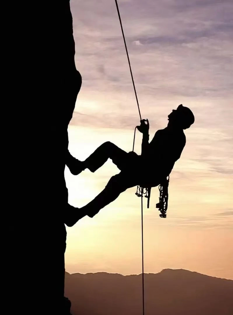 水波纹户外男子套头抓绒