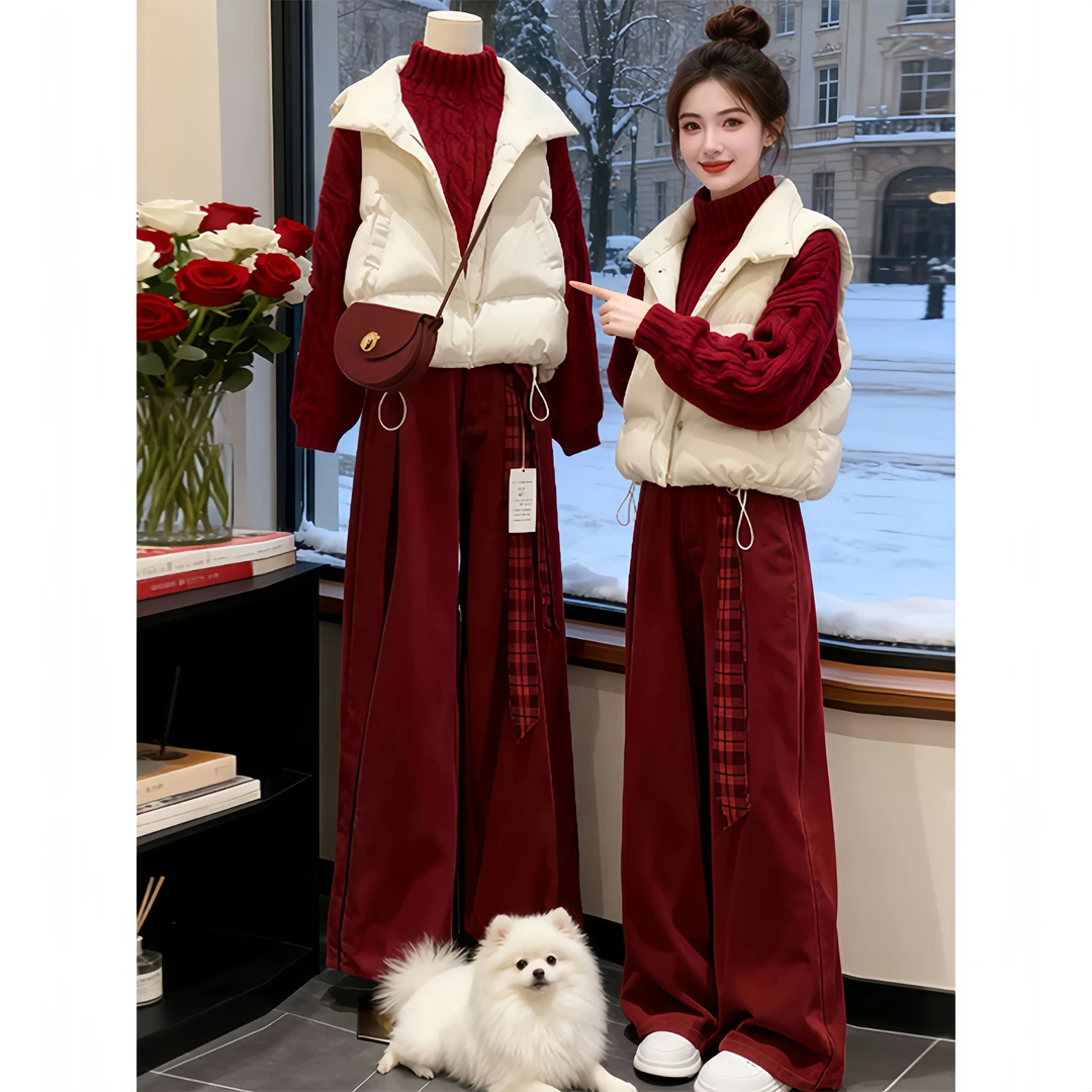 冬季时尚套装女2025新款学院风棉服针织上衣阔腿裤三件套秋冬