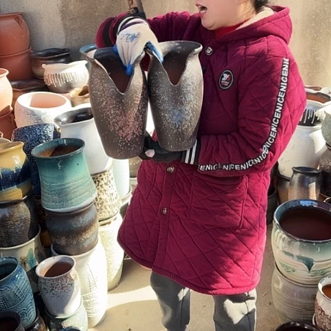 口14高26瑕疵盆子。