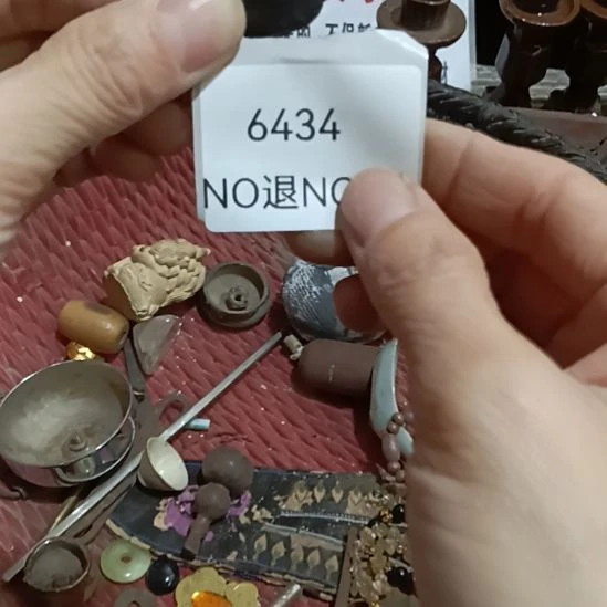 荷***莎瓷片6434号工艺品