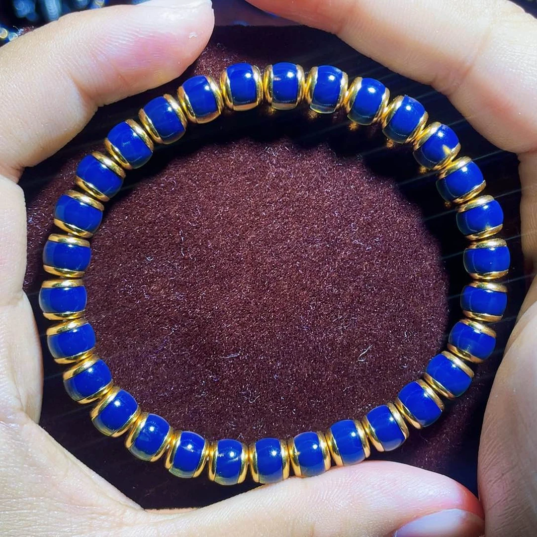 蓝珀裸石未镶嵌萤火虫