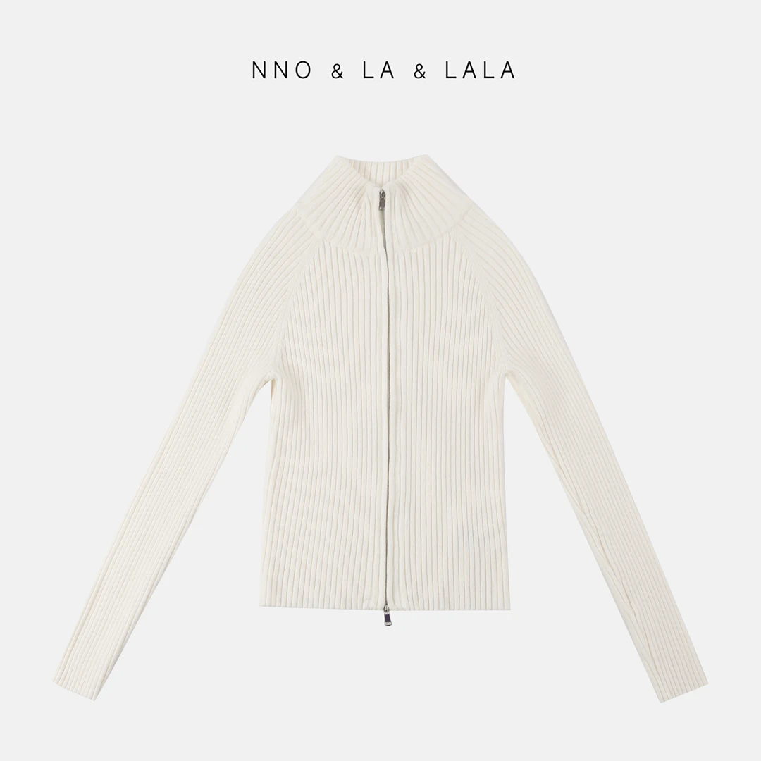 LA极简 白色坑条 立领 毛衣外套26757