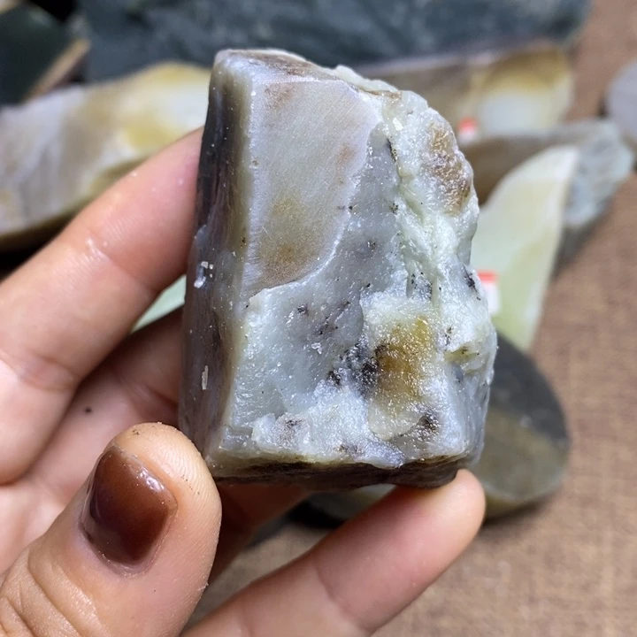 和田玉（糖玉）未镶嵌挂件