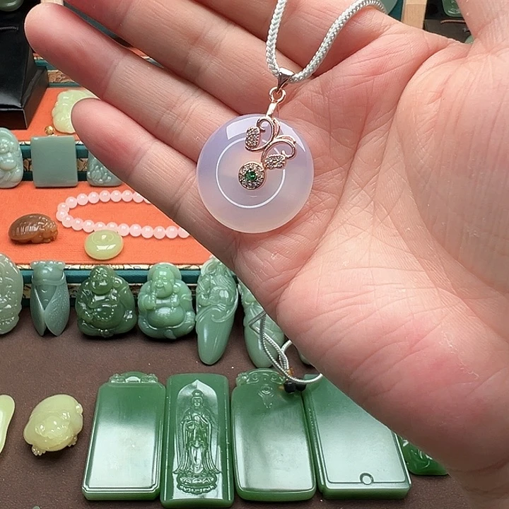 玛瑙/玉髓颈饰未镶嵌