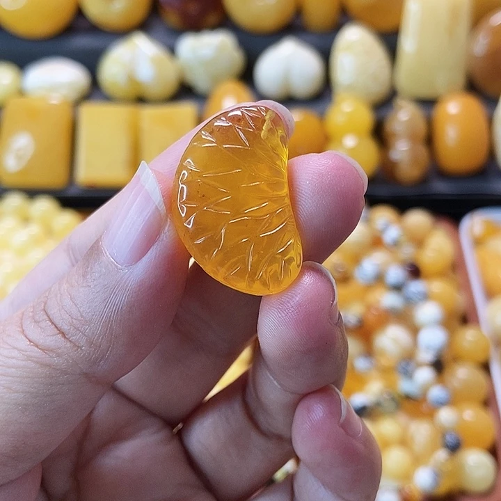 蜜蜡未镶嵌吊坠(不含链)