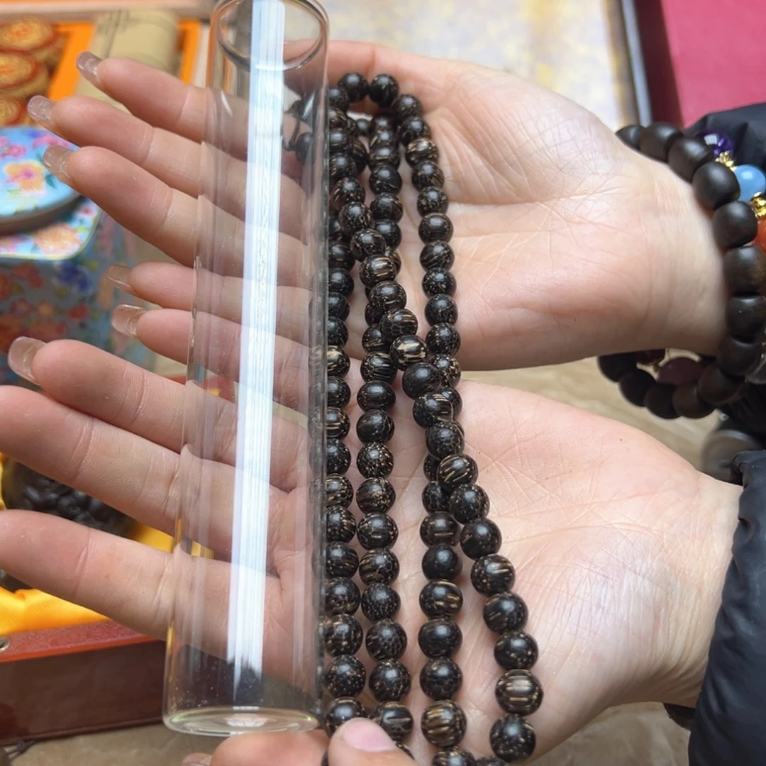 大叶紫檀（黑酸枝木类）