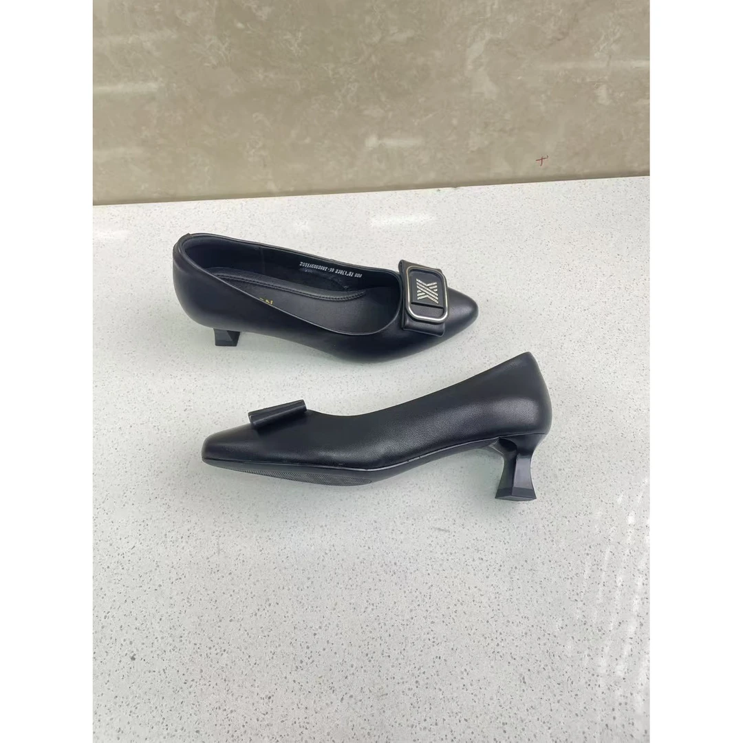 细高跟时尚一脚蹬性感细跟高跟鞋镶嵌胶粘浅口尖头00209