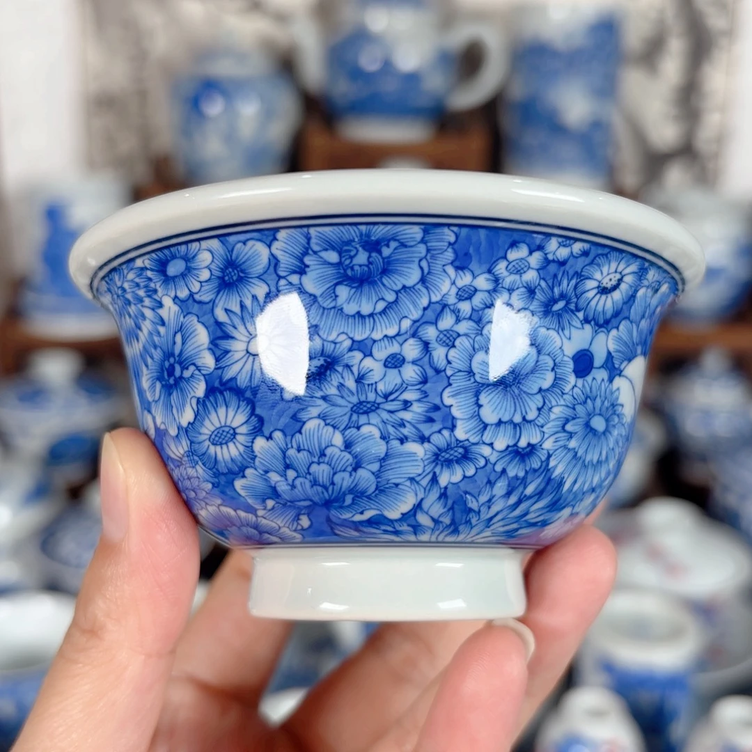 青花瓷器手绘作品陶瓷杯