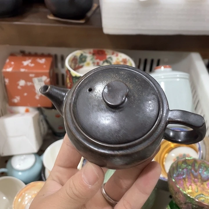 陶瓷茶具全部清清完回家过年