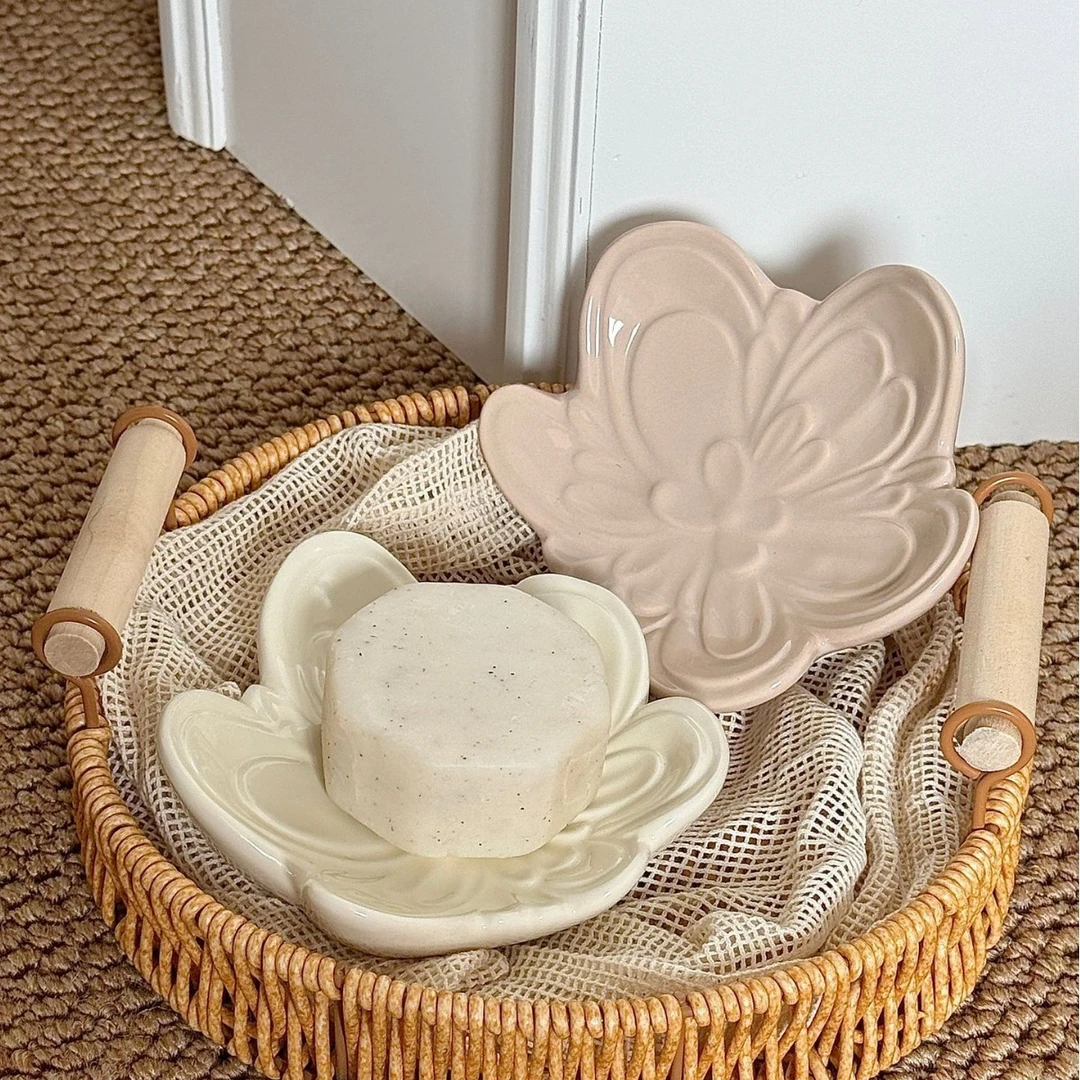 陶瓷香皂盒创意免打孔沥水可爱蝴蝶肥皂盒家用浴室皂碟收纳物架子